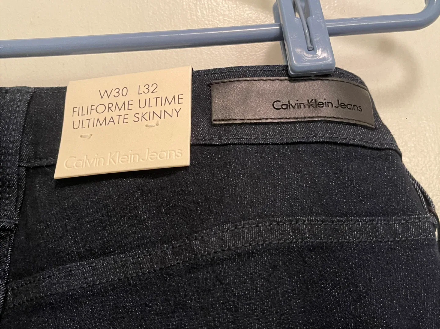 New Calvin Klein Jeans, Size 30x32 image indicator(3)