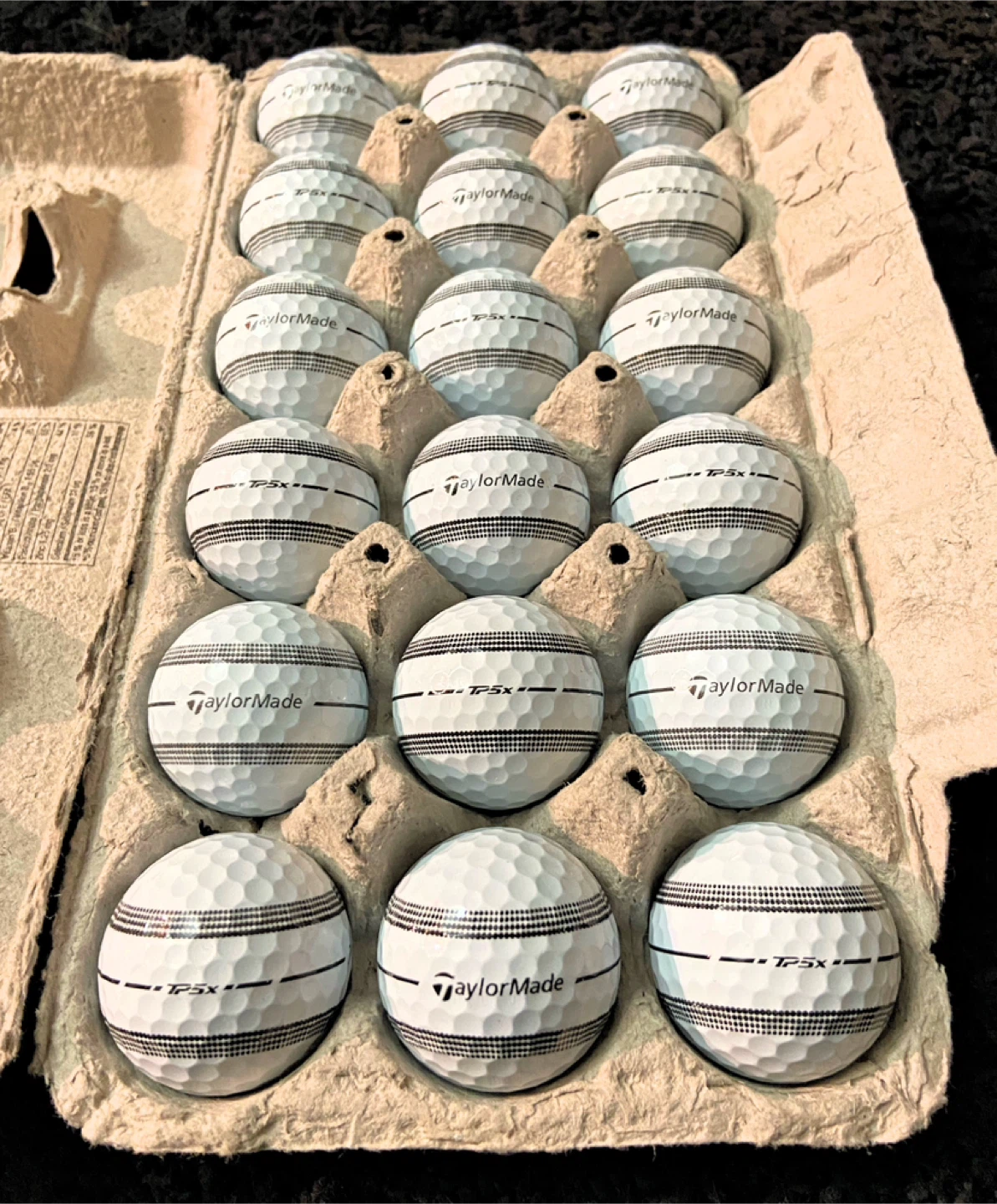 18 Taylormade TP5x Stripe Golf Balls