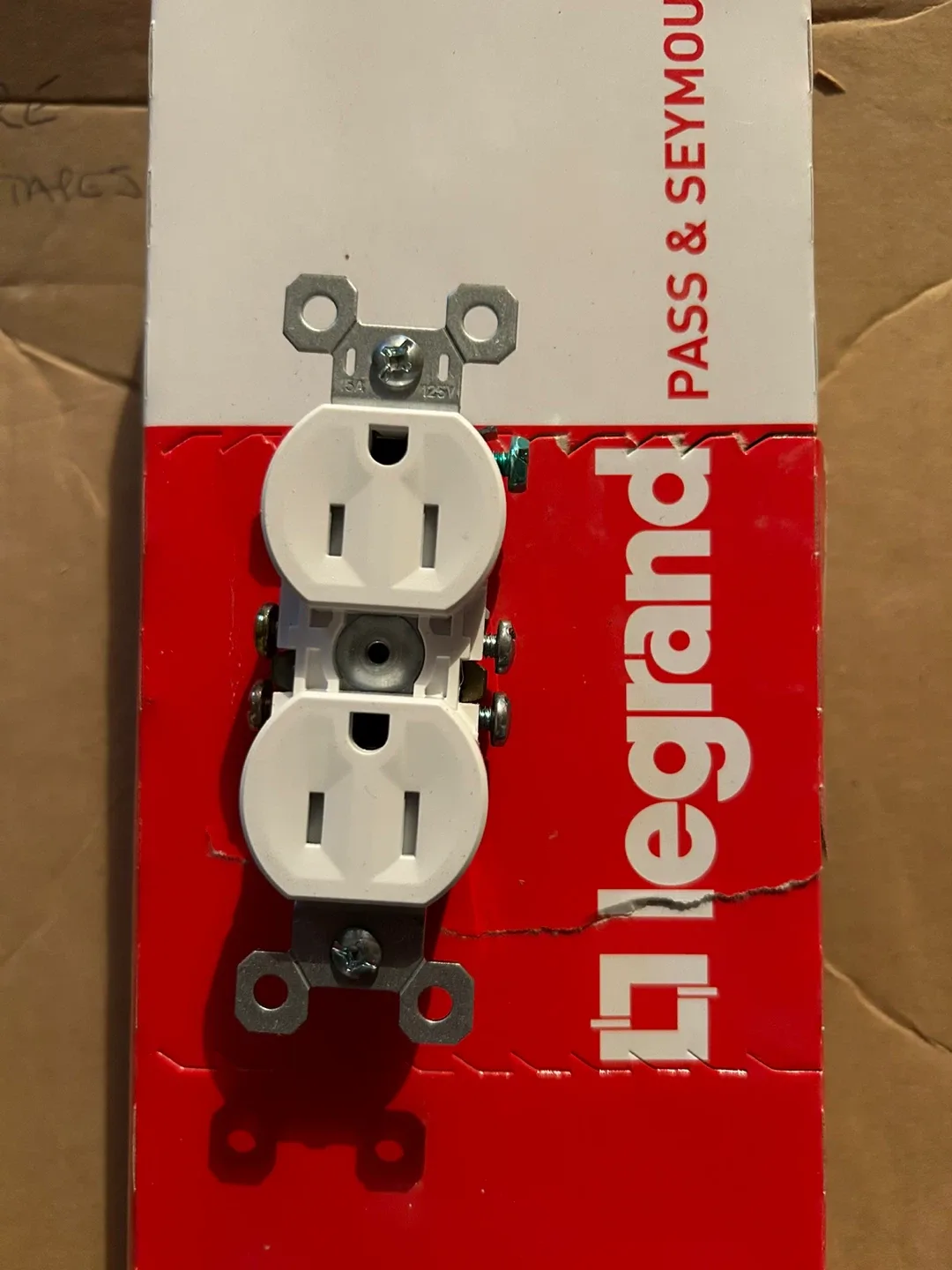 Brand new wall receptacles image indicator(2)