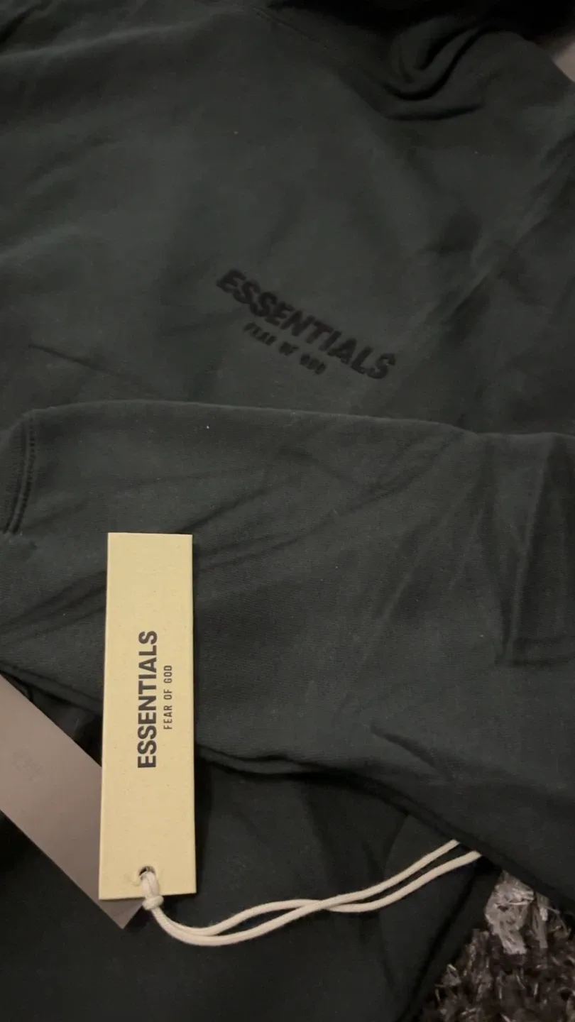 Essentials Fear of God Hoodie image indicator(2)