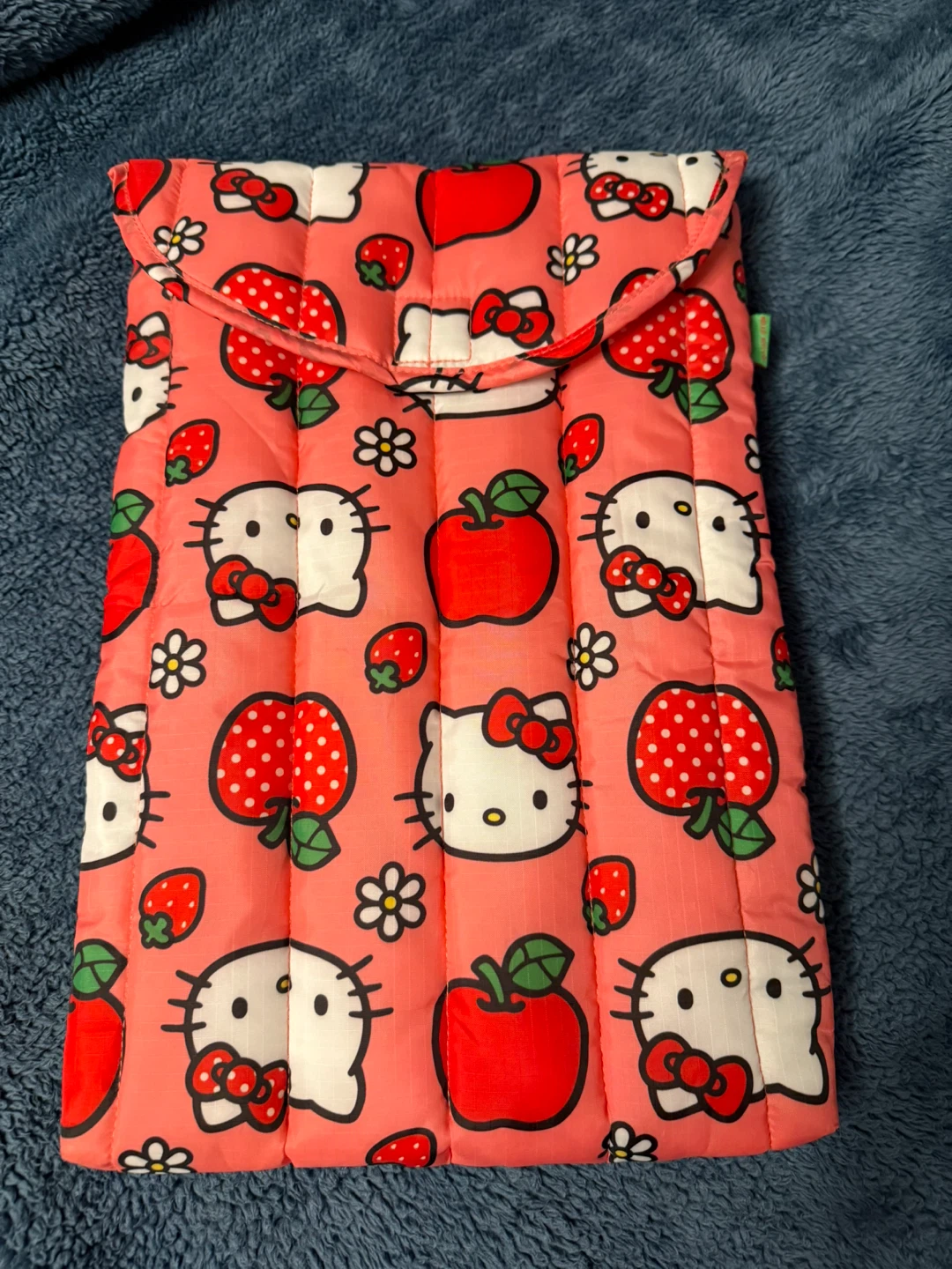 Baggu x Hello Kitty Puffy Laptop Sleeve