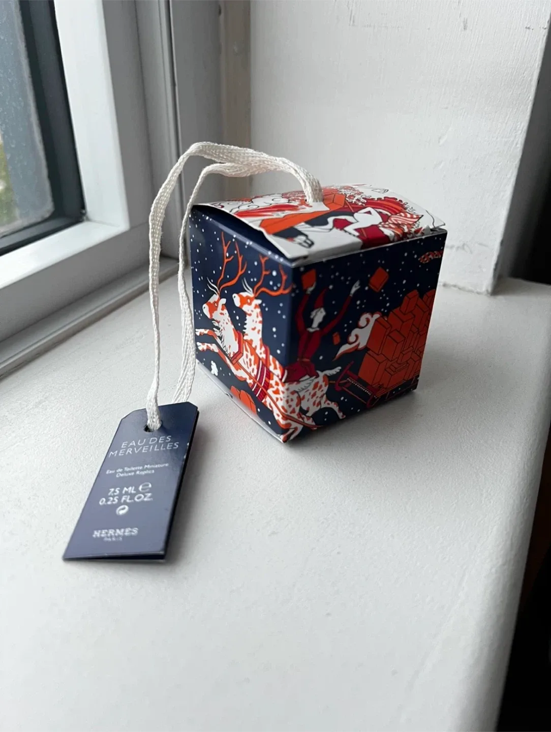 Hermès Eau des Merveilles 7.5 mL EDT Perfume image indicator(2)