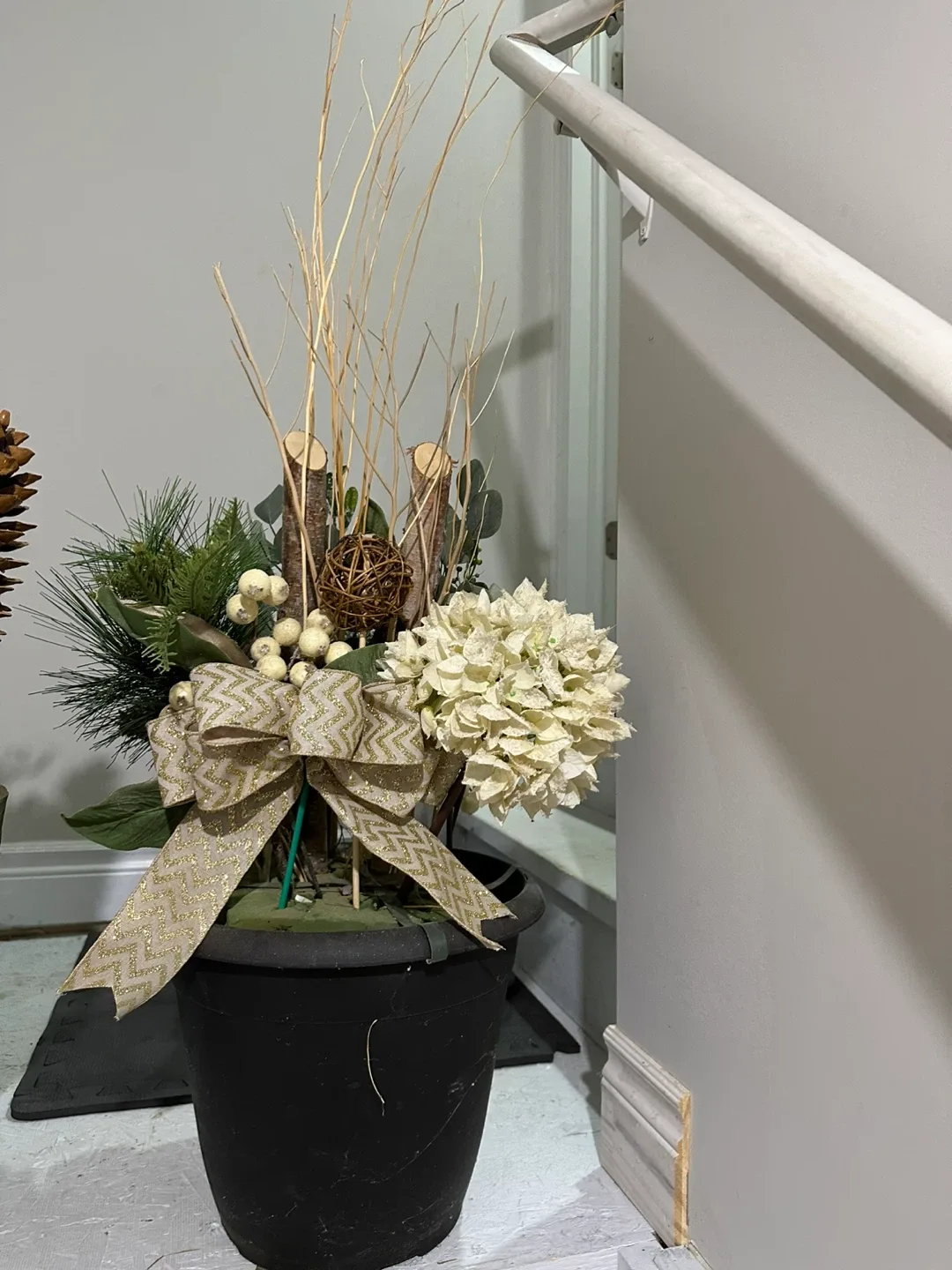 Floral Arrangement in Black Pot image indicator(4)