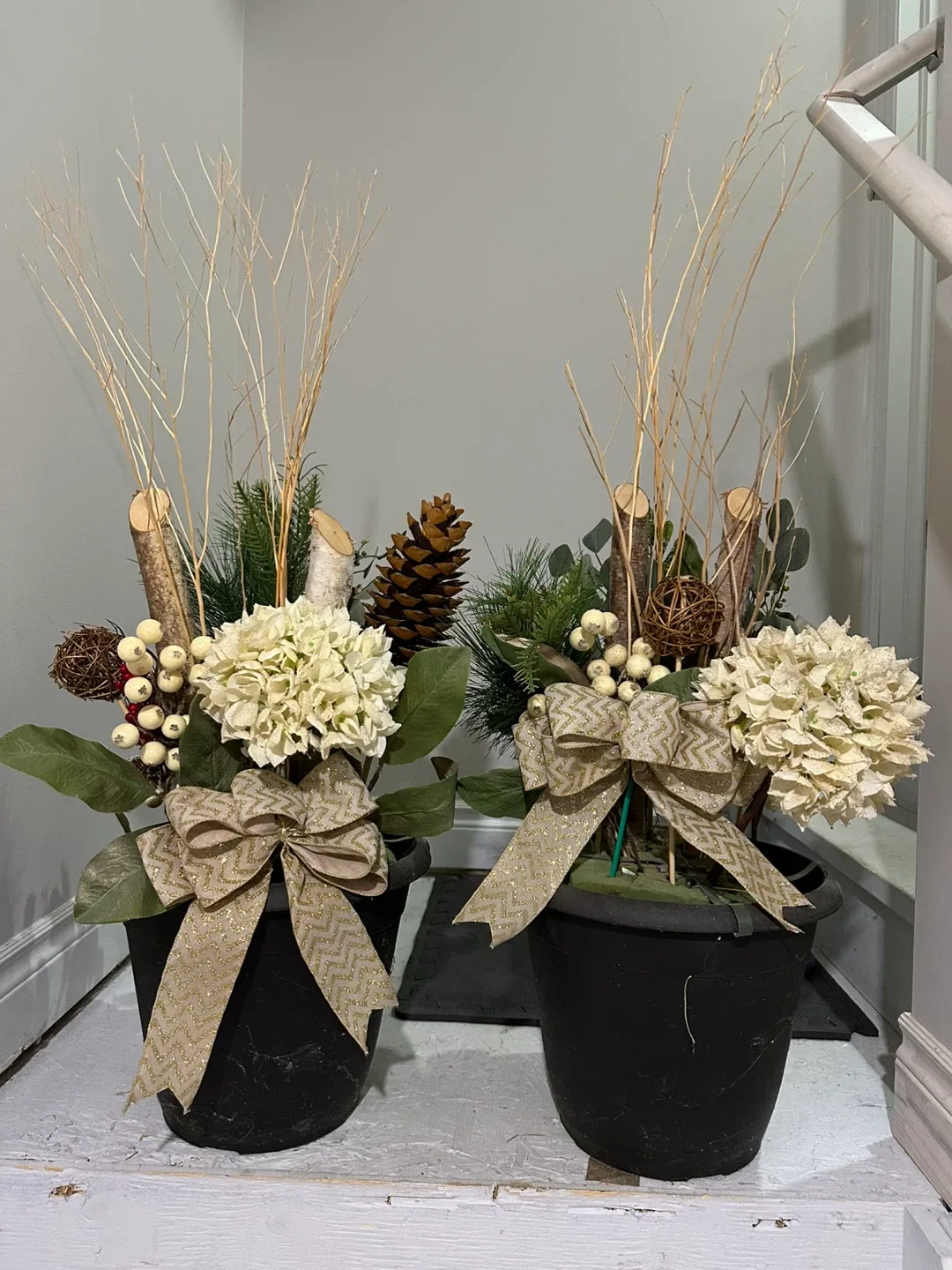 Floral Arrangement in Black Pot image indicator(2)