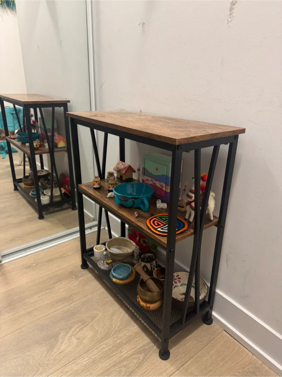 Entryway Table image indicator(2)