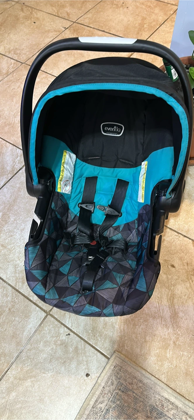 Evenflo Infant Car Seat