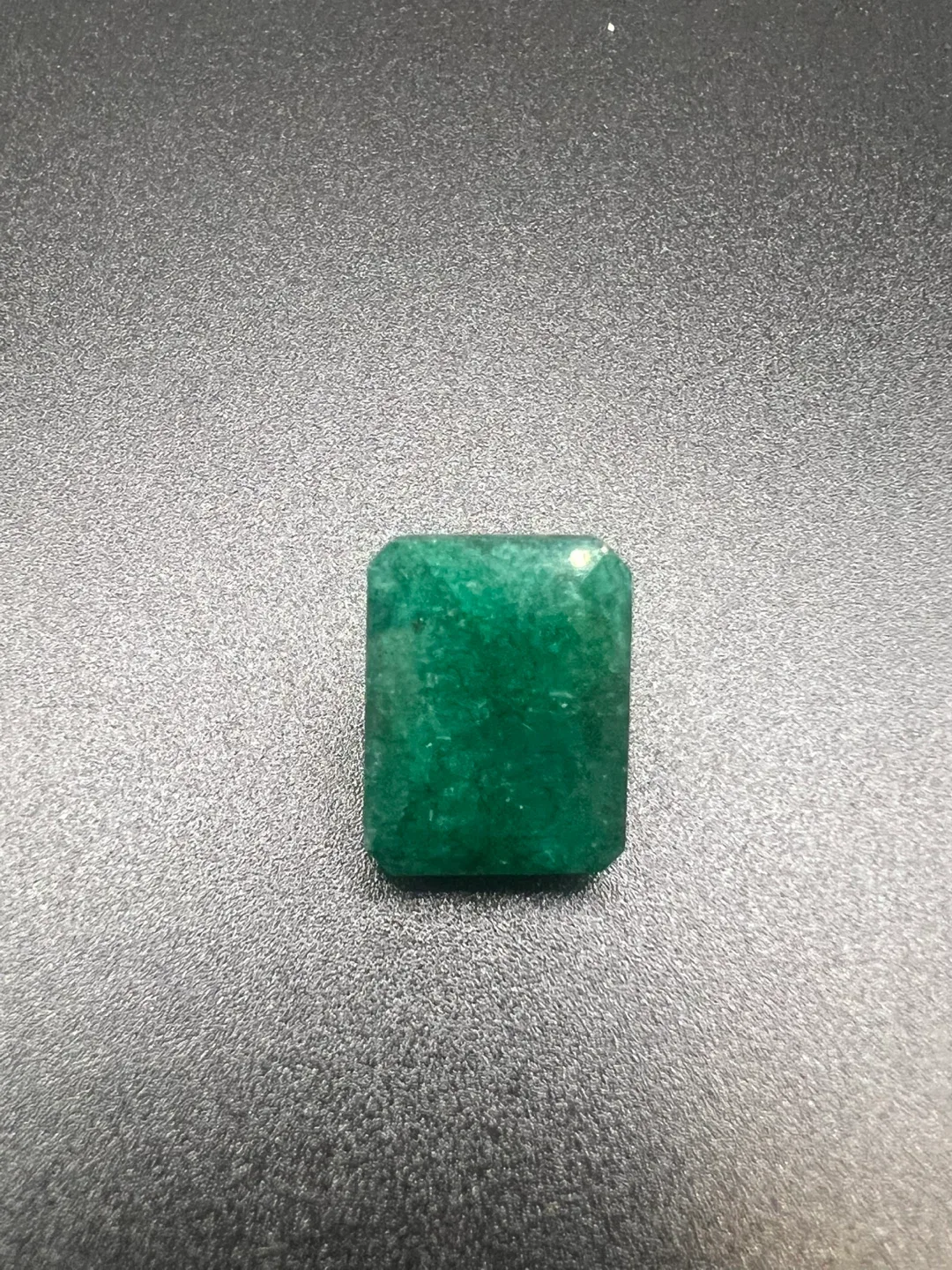 13.1 CT Natural Emerald Nexklace image indicator(4)