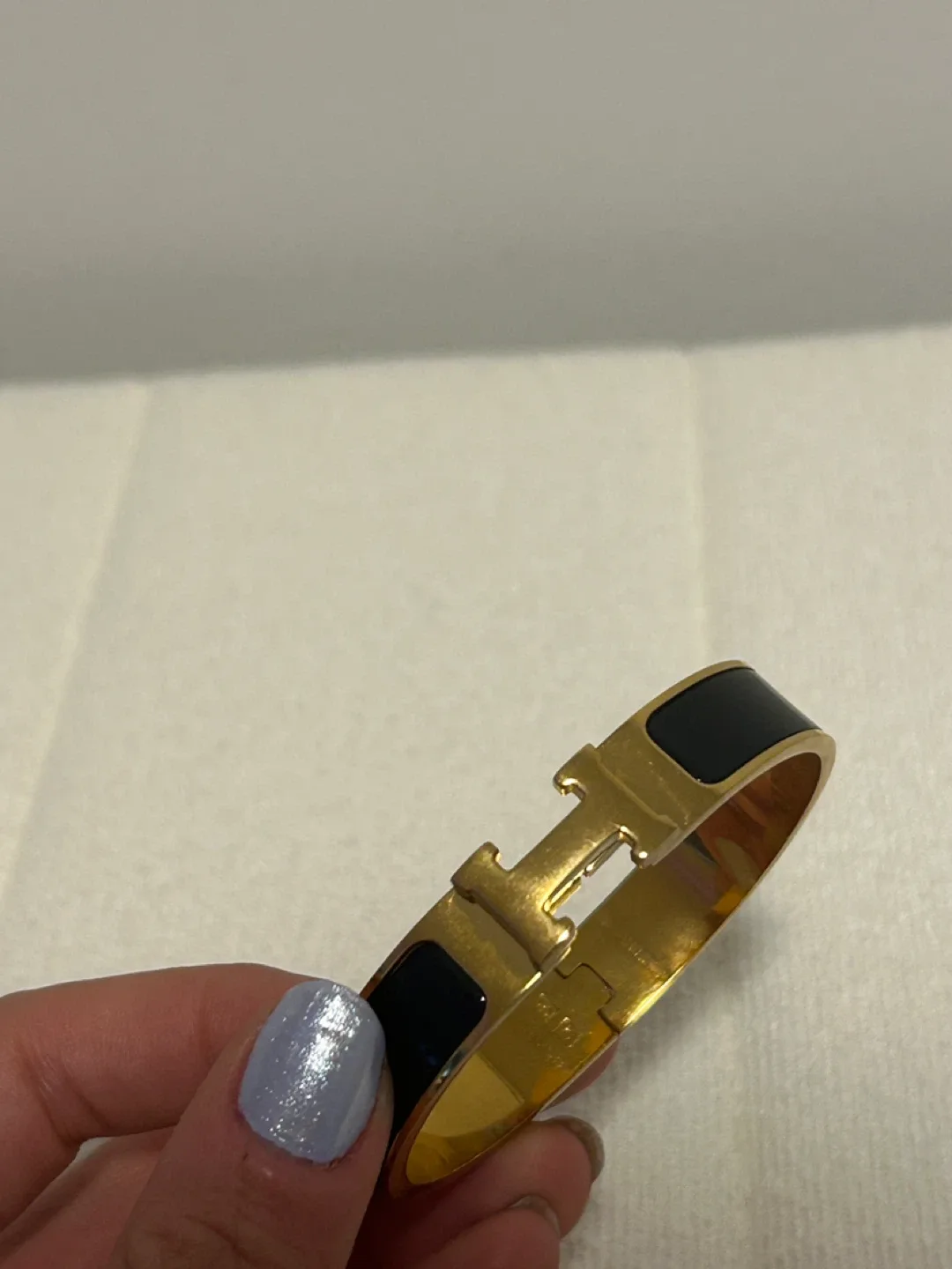Hermes Clic H Bracelet Black & Gold image indicator(2)