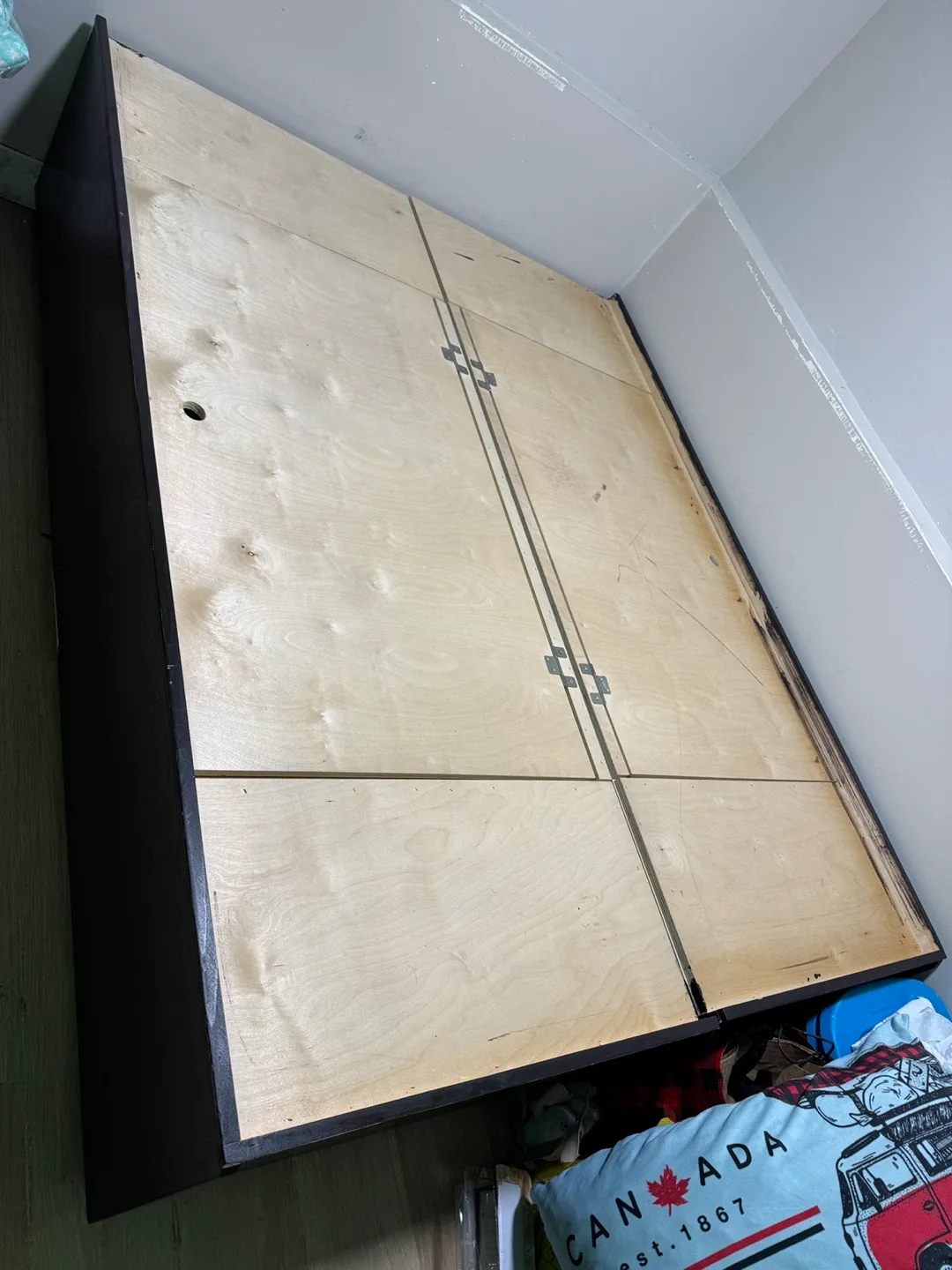 Queen size box bed with mattress image indicator(4)