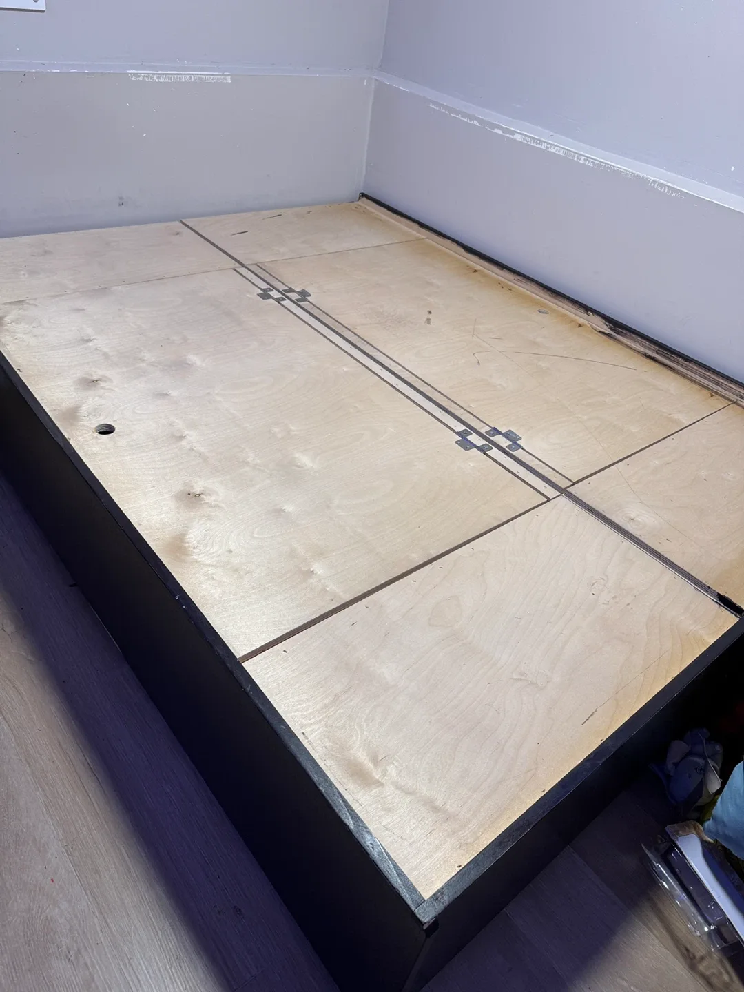 Queen size box bed with mattress