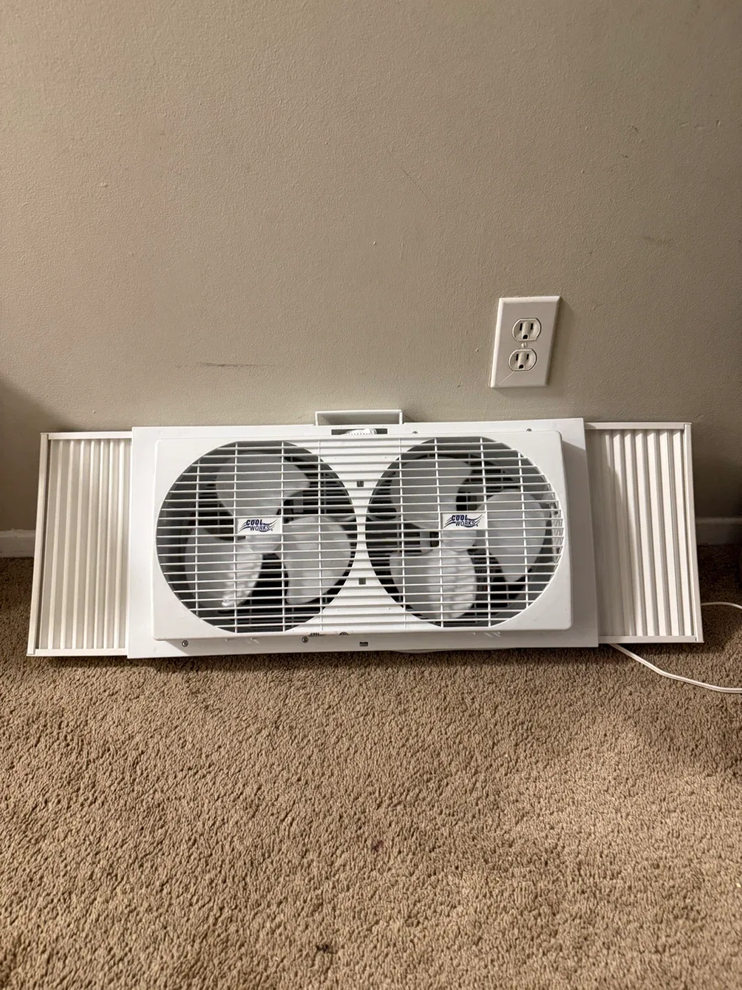 Cool Works Window Fan image indicator(2)