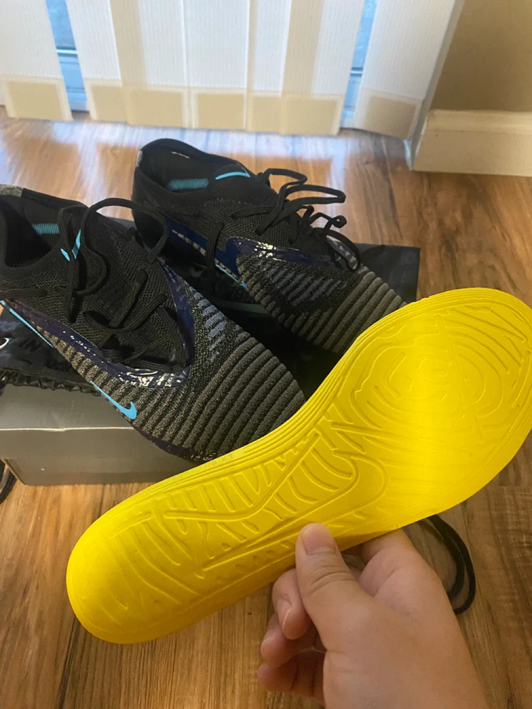 Nike phantom 6 fg elite low image indicator(2)