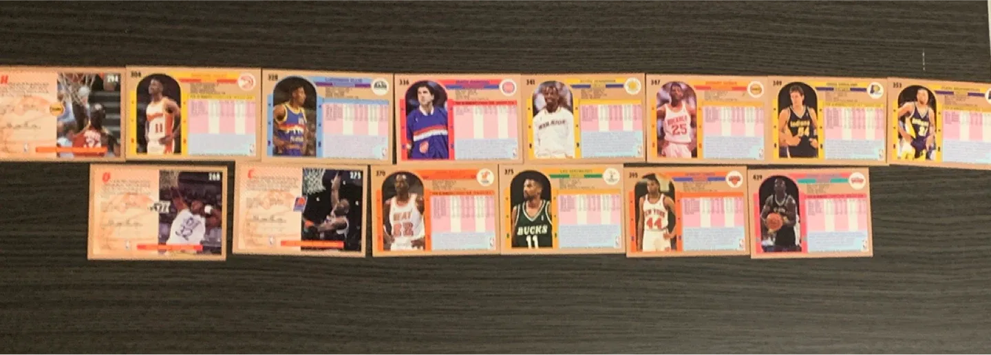 Vintage NBA Basketball Trading Cards image indicator(2)