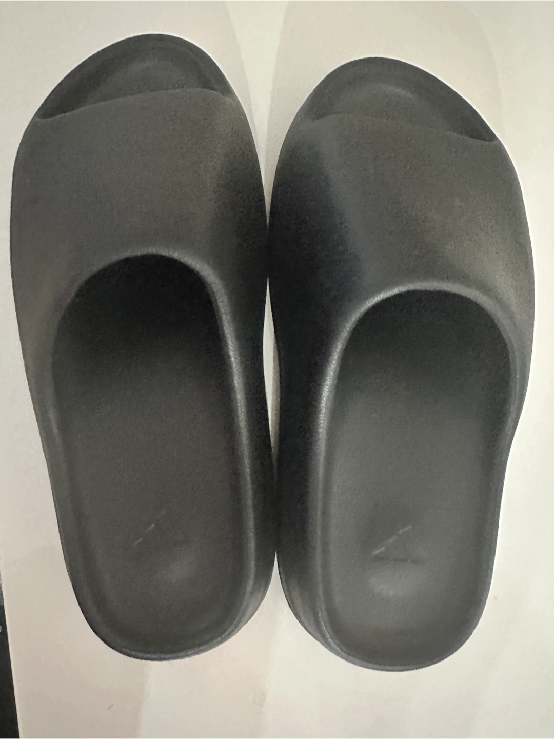 Yezzy Slides - Size 11