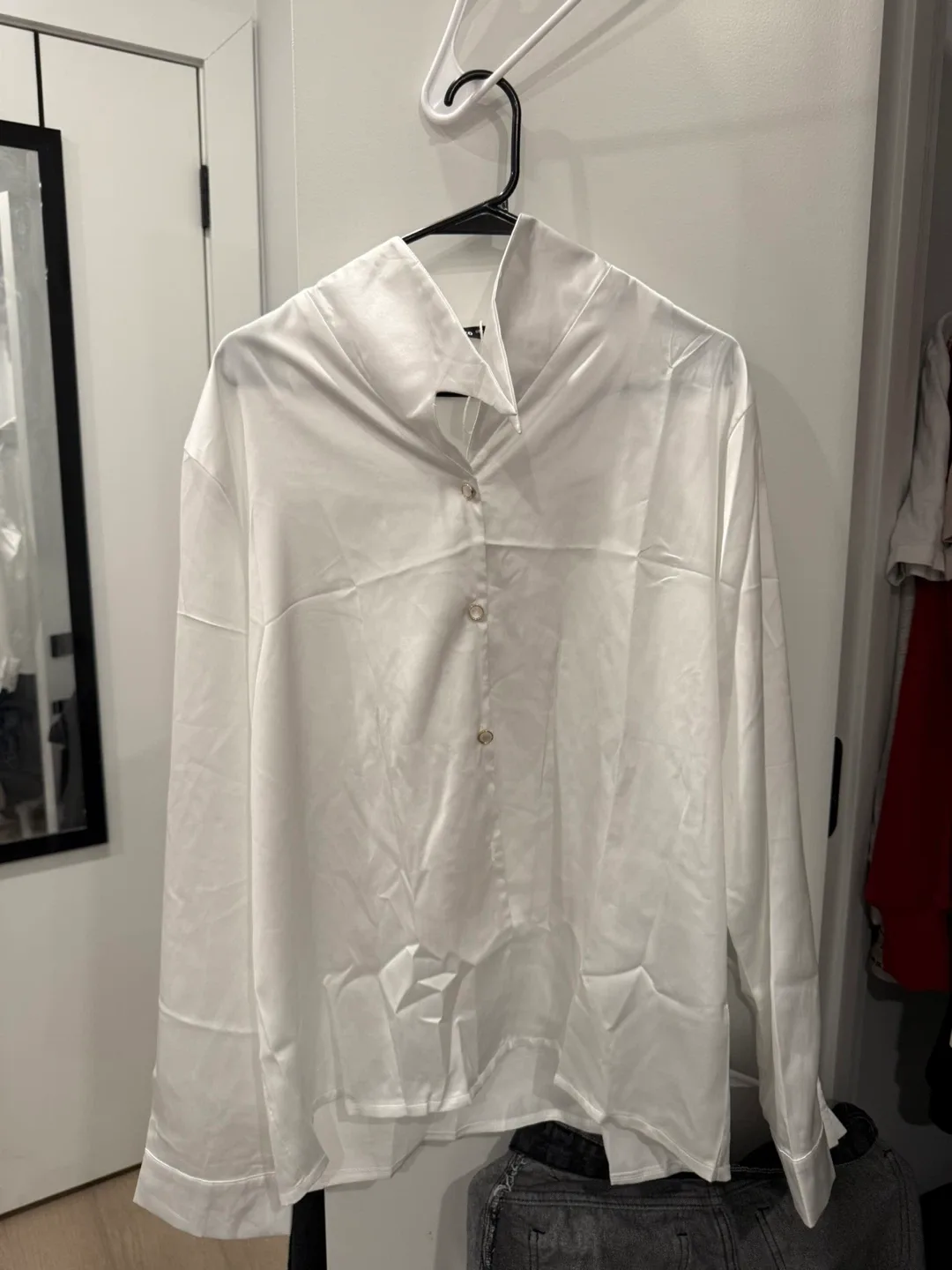 Lovito White Button-Down Shirt