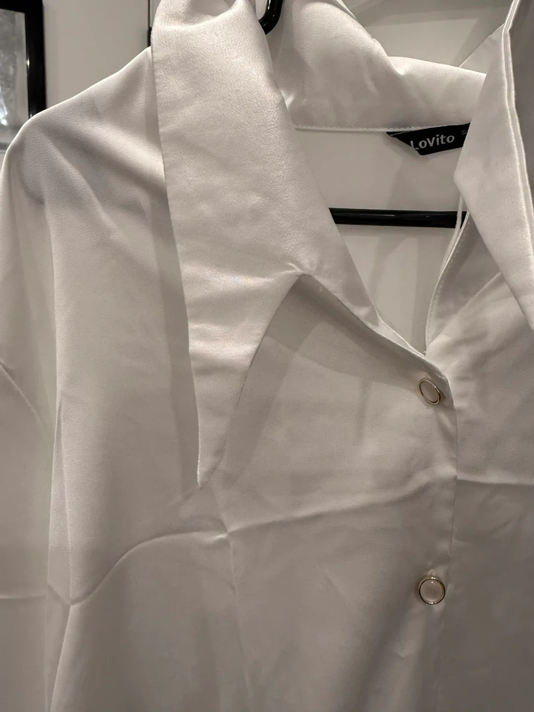 Lovito White Button-Down Shirt image indicator(2)