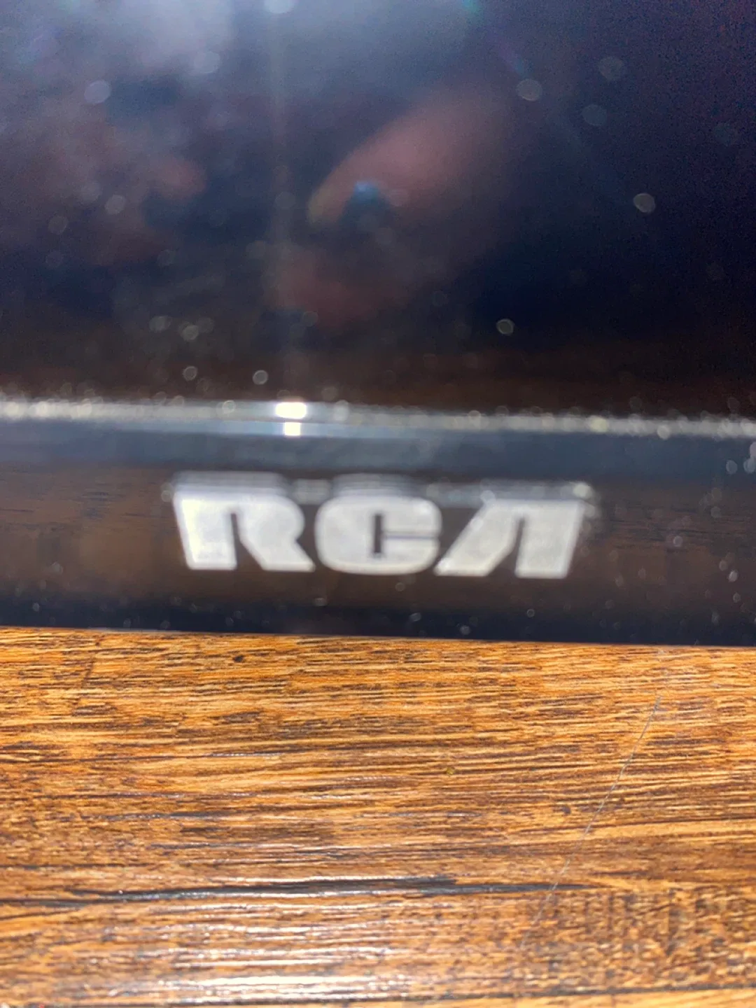 RCA RLED3258A-E 32" TV image indicator(2)
