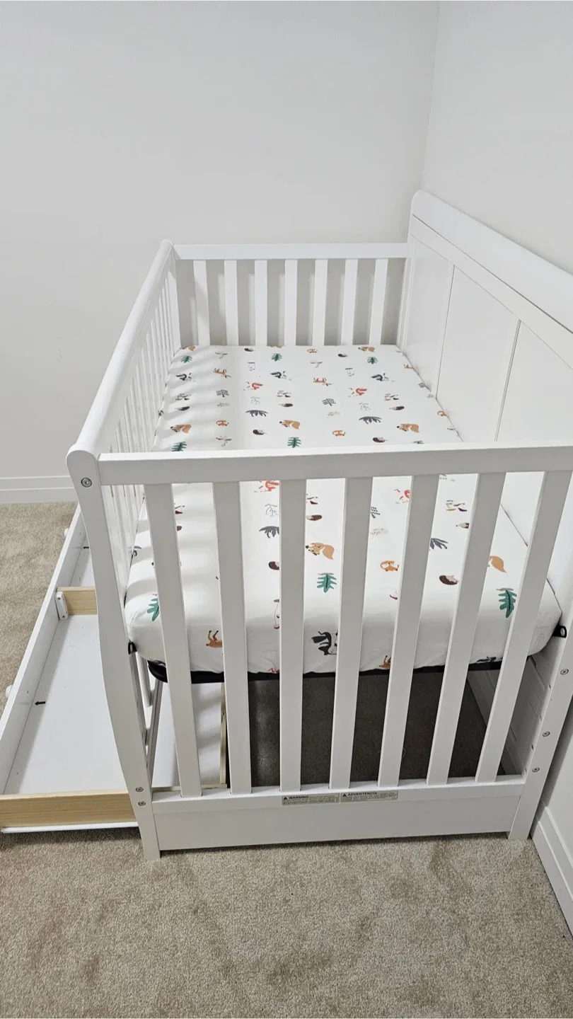 Convertible Crib with Storage - White image indicator(5)