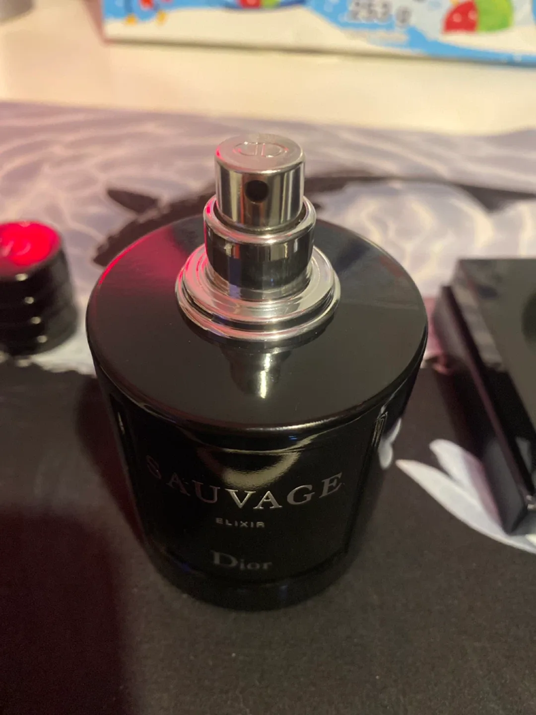 Dior Sauvage Elixir image indicator(4)