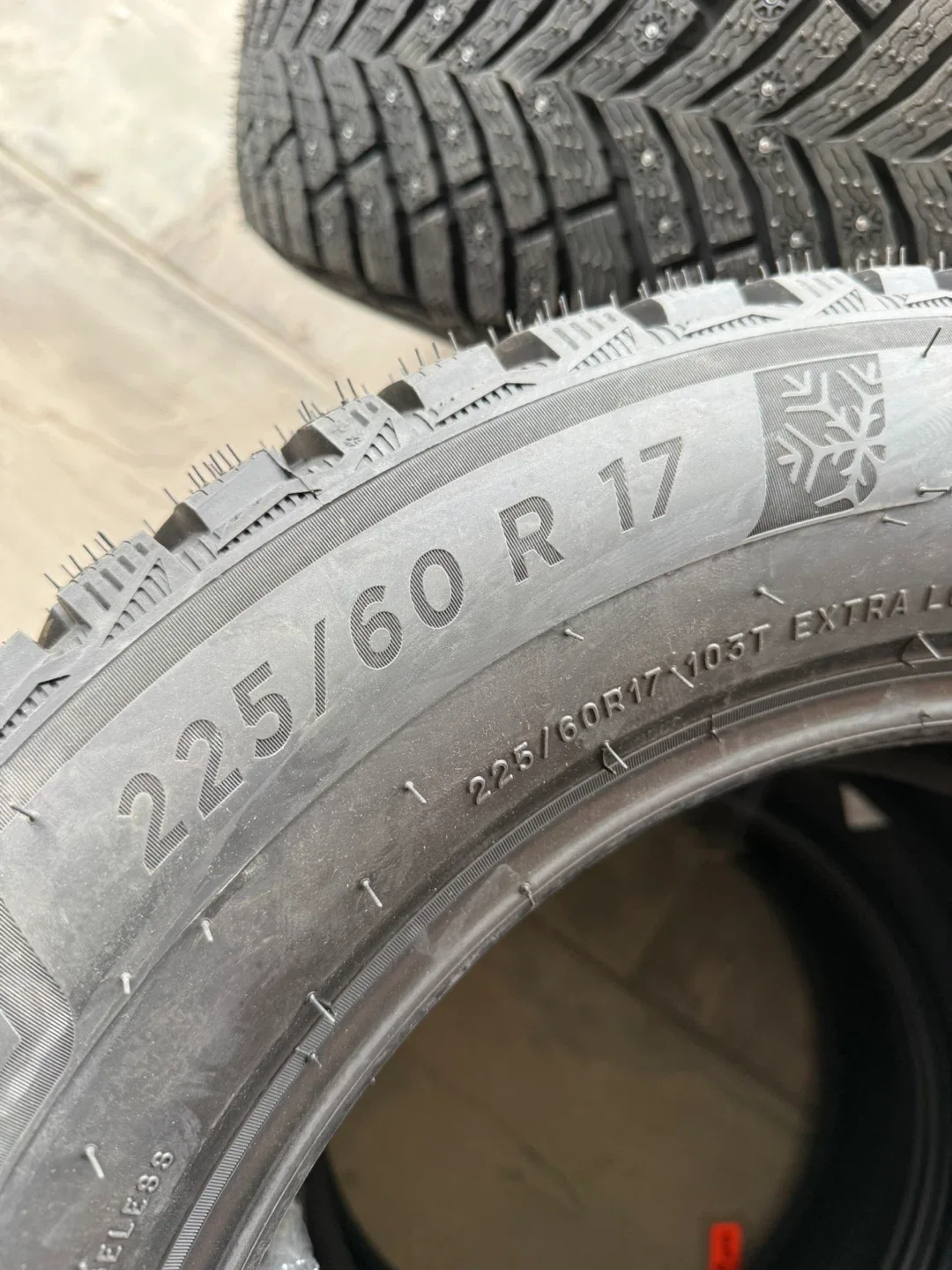 Michelin 225/60 R17 Studded Winter Tires