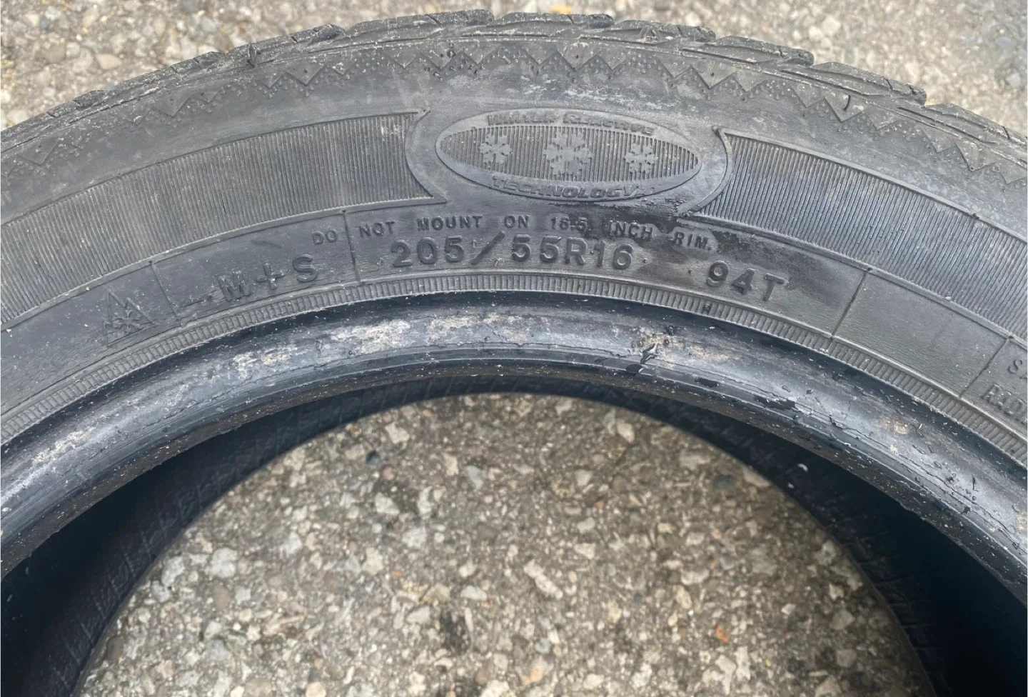 Ice Blazer Winter Tires - 205/55R16 image indicator(3)