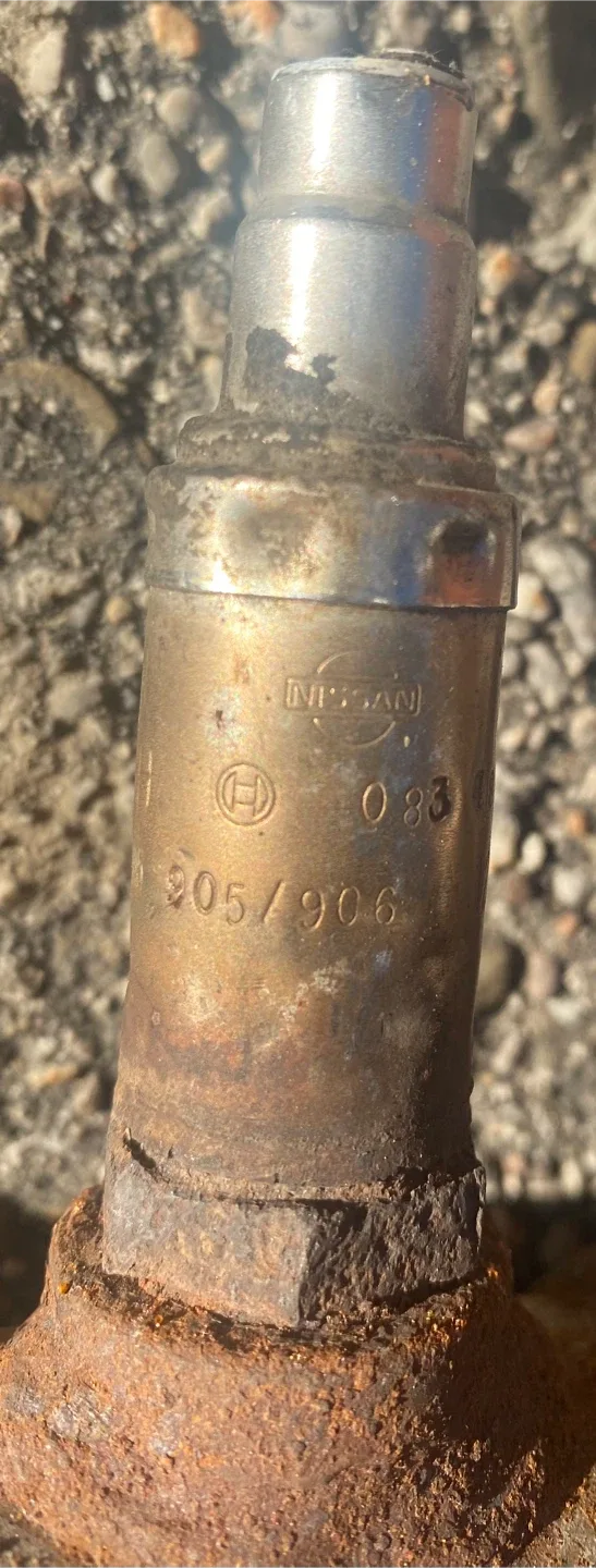 Nissan Oxygen Sensor + Exhaust Pipe image indicator(2)