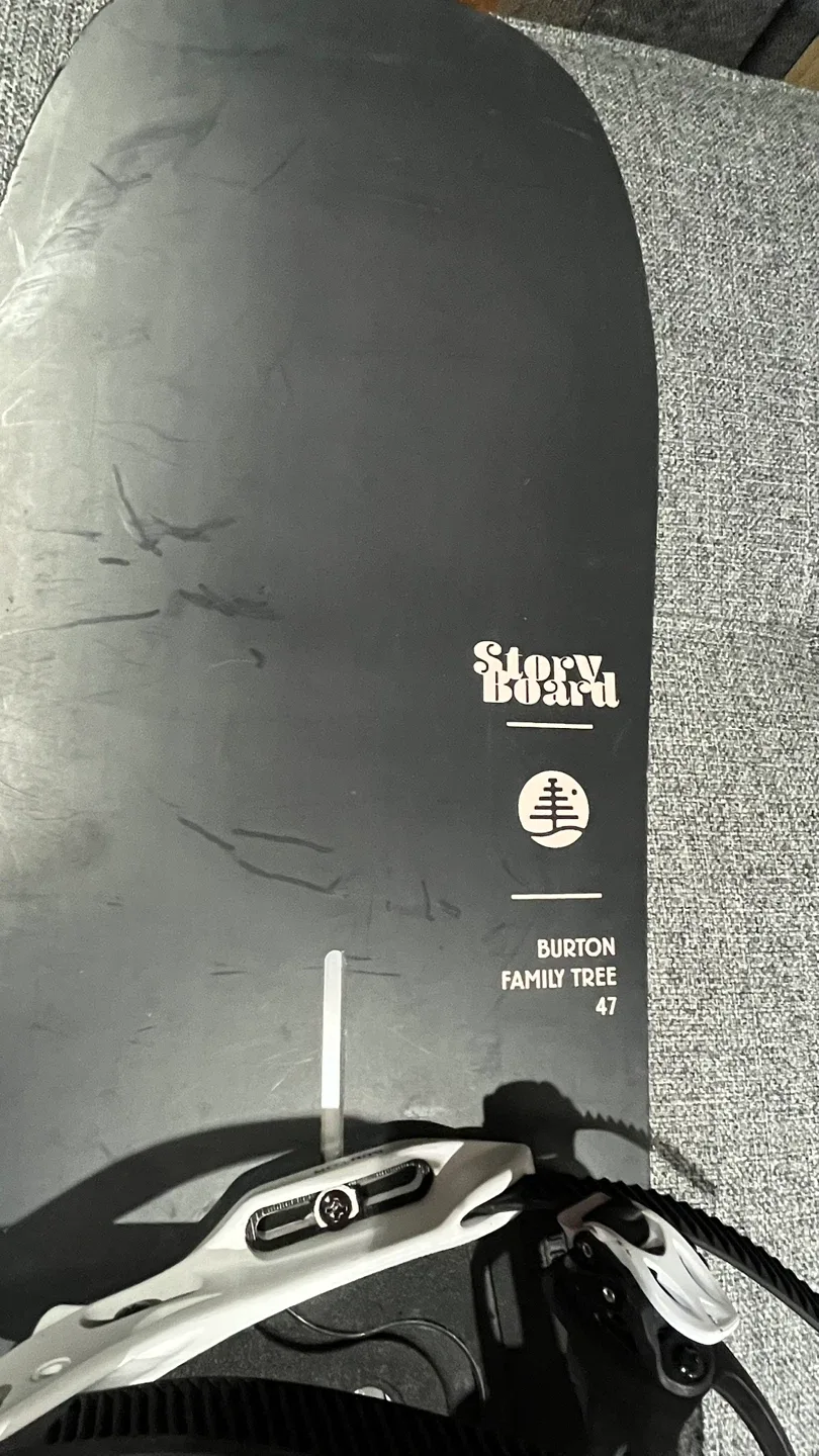 Burton family tree 147 Snowboard w/ Lexa Bindings image indicator(3)