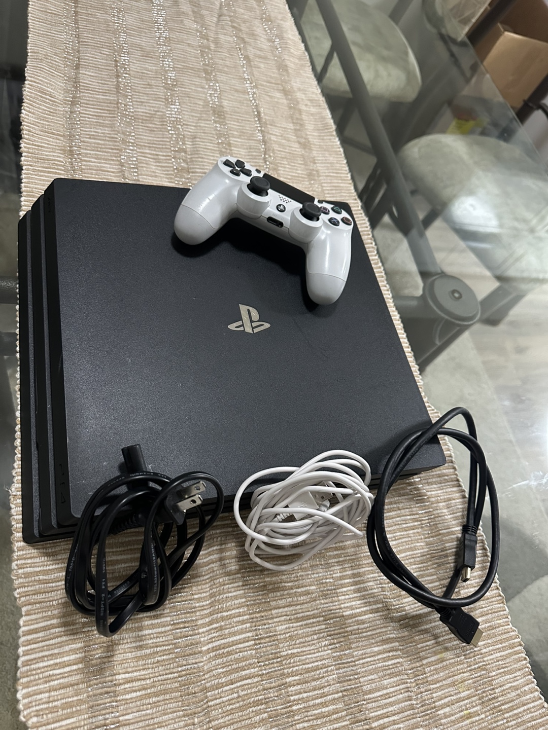 PlayStation 4 Pro (1TB) – Like New Condition - photo 4