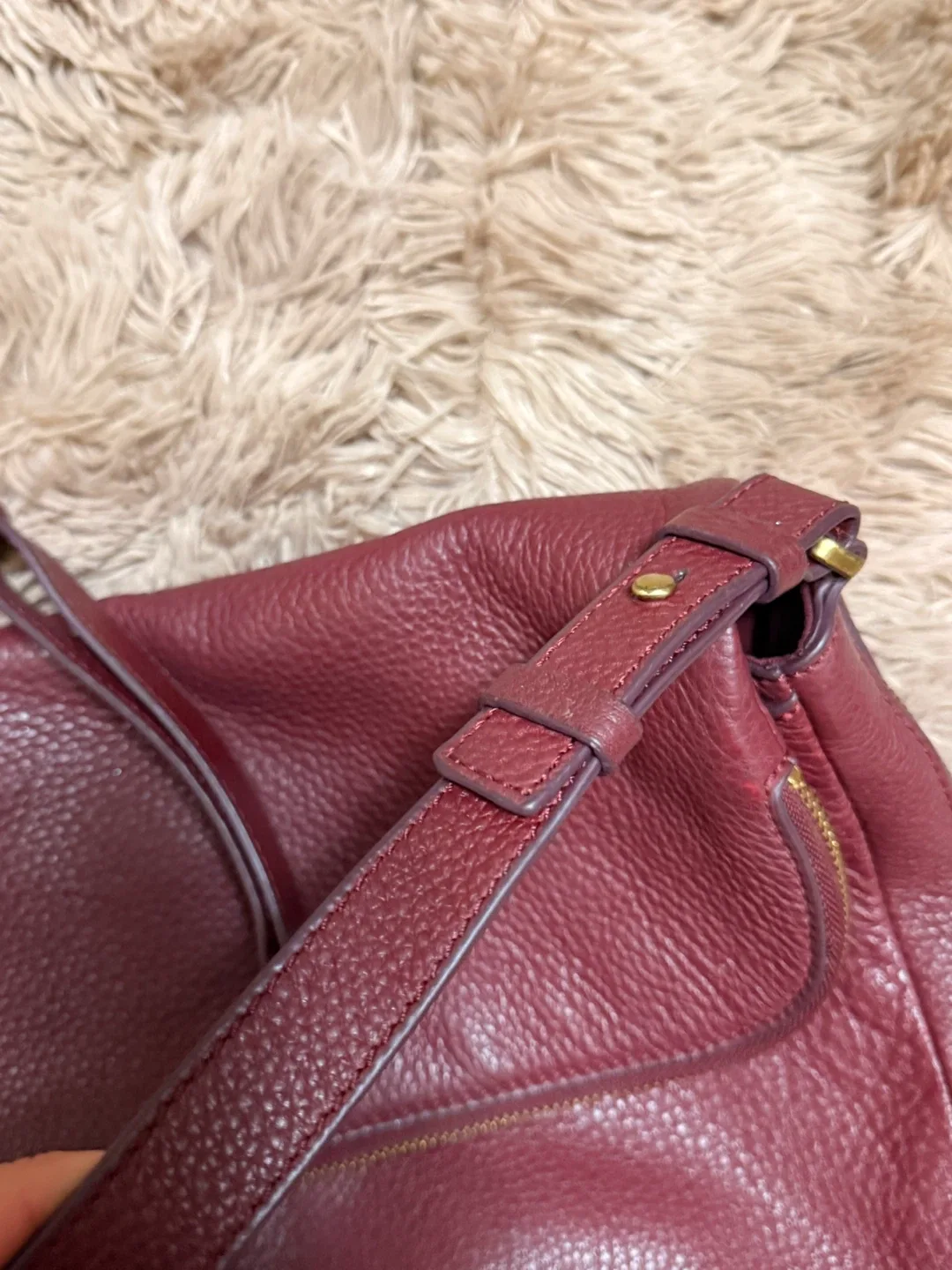 Fossil Burgundy Leather Crossbody Bag image indicator(6)