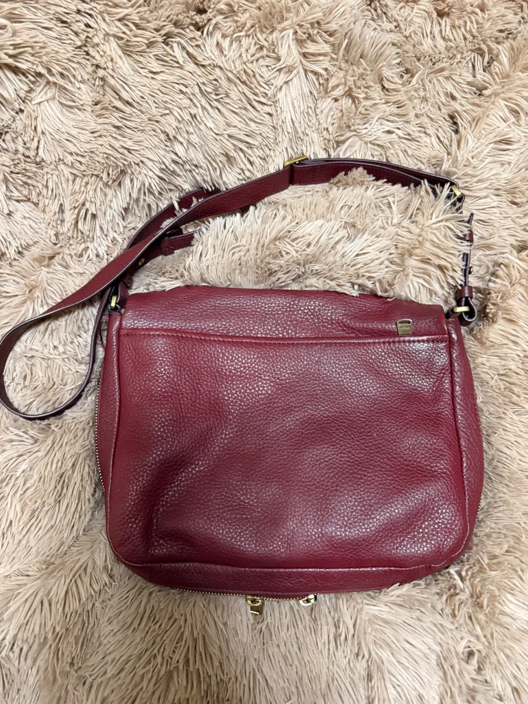 Fossil Burgundy Leather Crossbody Bag image indicator(2)