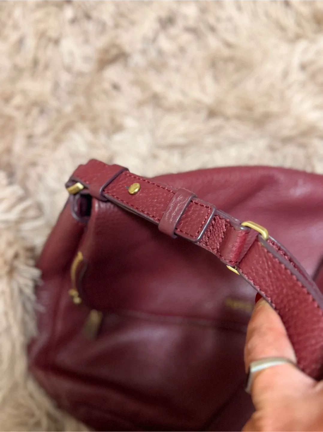 Fossil Burgundy Leather Crossbody Bag image indicator(7)