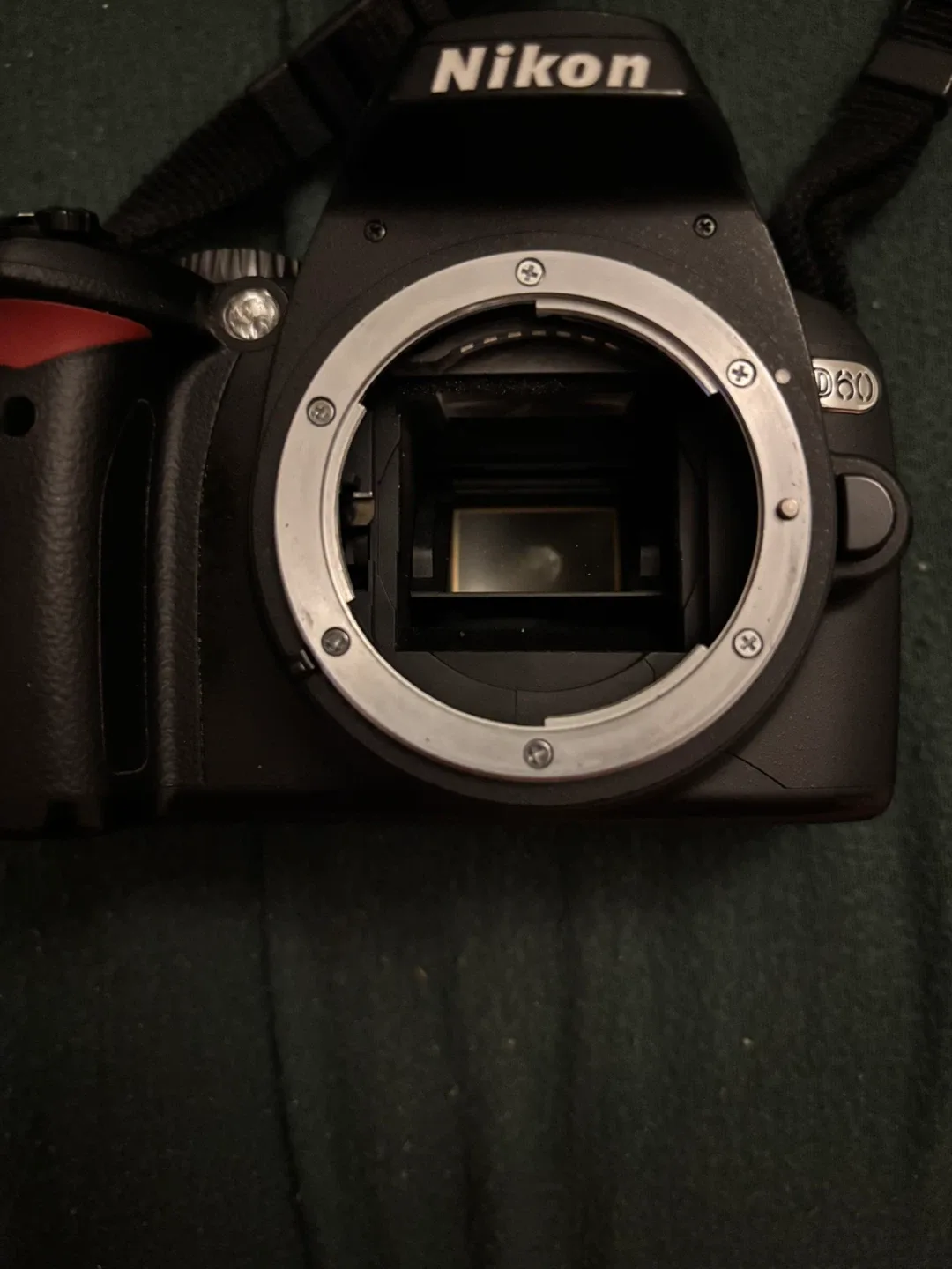 Nikon D60 Digital Camera with Accessories image indicator(4)