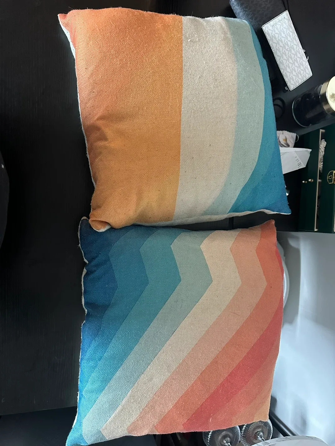 Set of 2 Decorative Throw Pillows