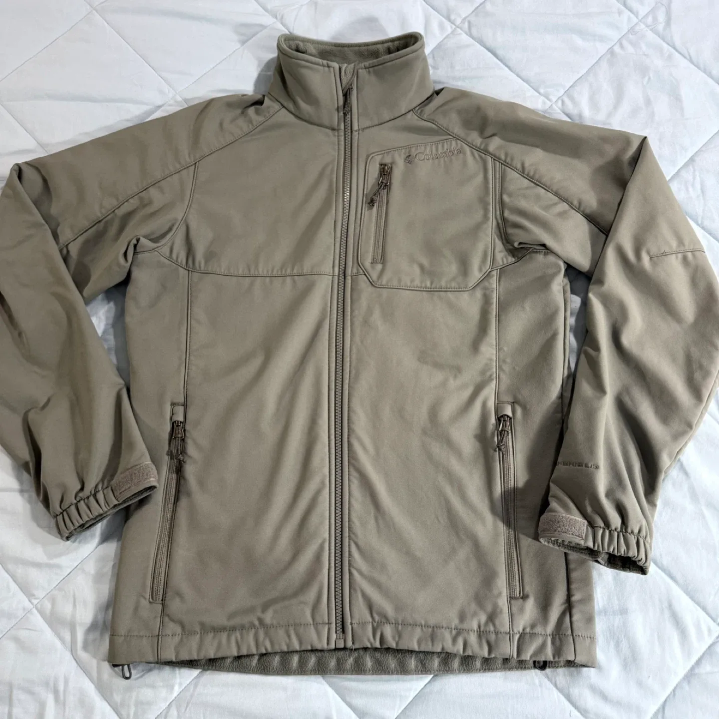 Columbia Softshell Jacket, Size Small