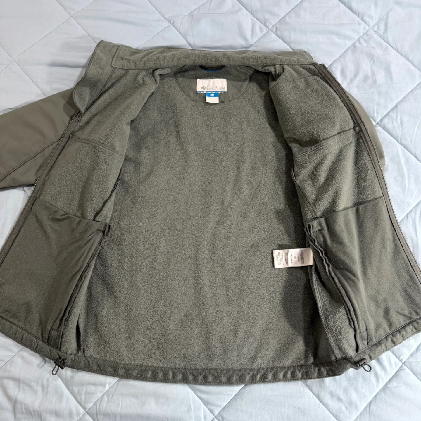 Columbia Softshell Jacket, Size Small image indicator(4)