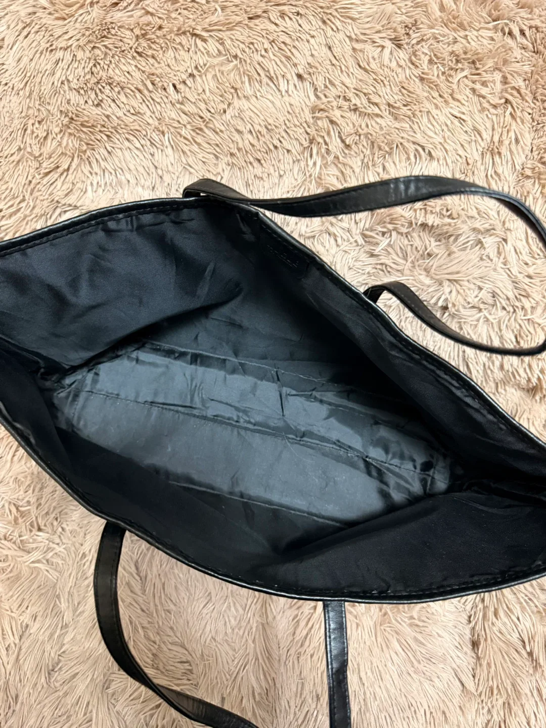 Black Tote Bag image indicator(4)