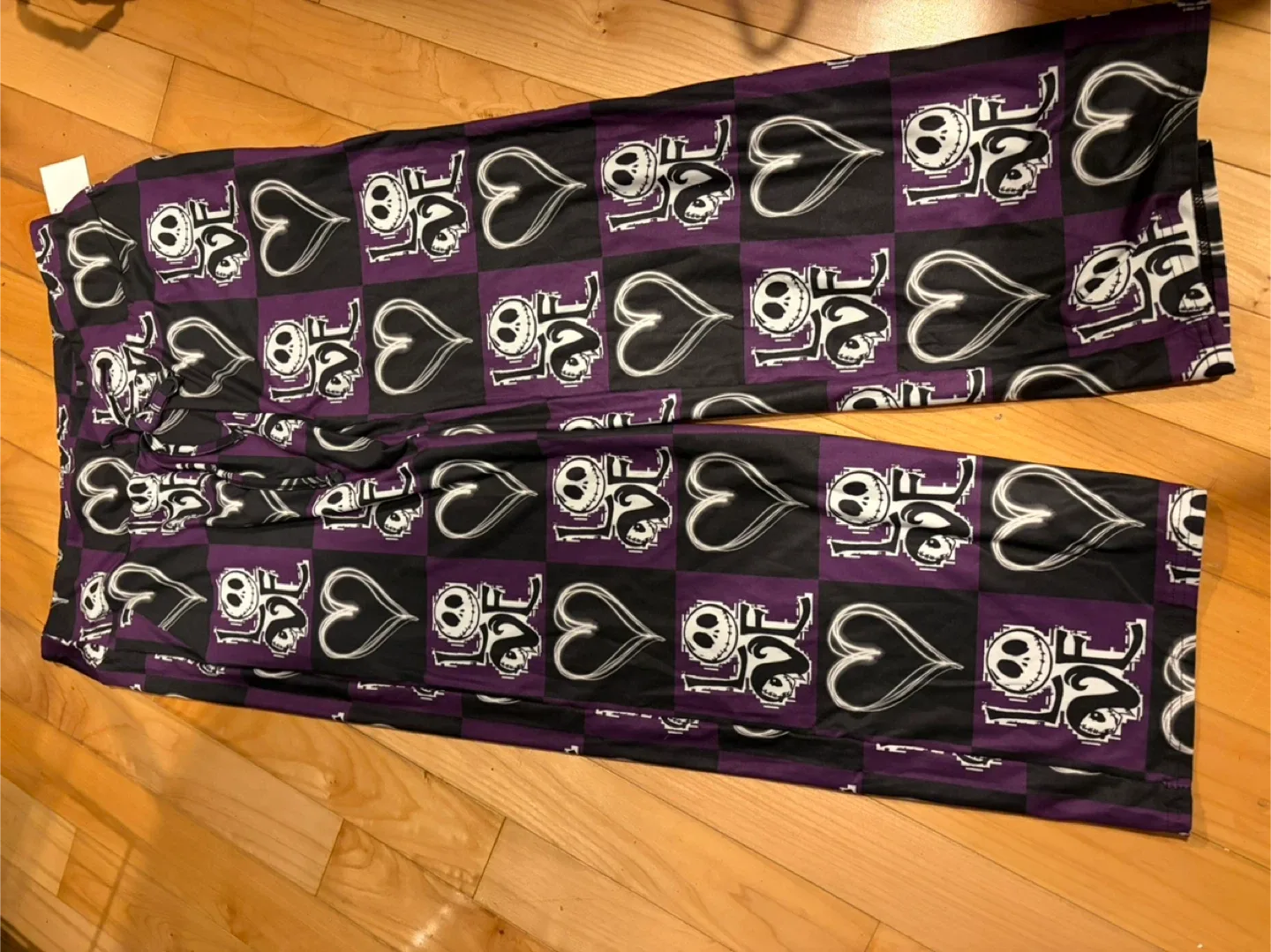 Nightmare Before Christmas Lounge Pants L/XL image indicator(2)