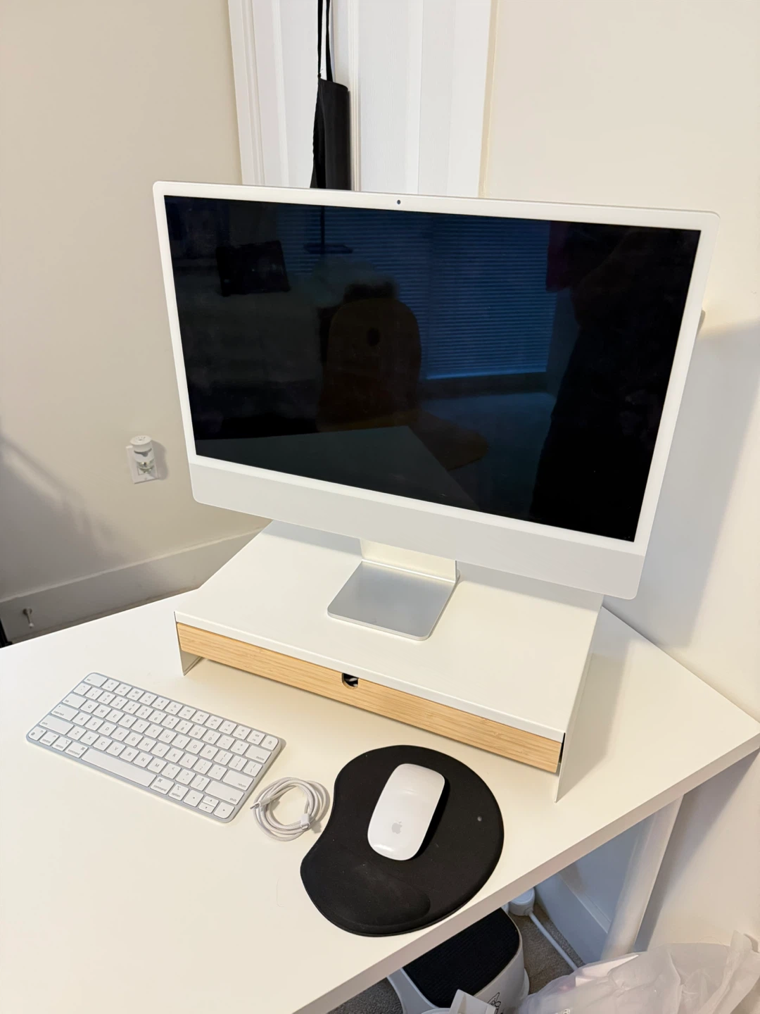 Apple iMac 24-inch M1 8GB 512GB + Best Buy $50 Giftcard - photo 3
