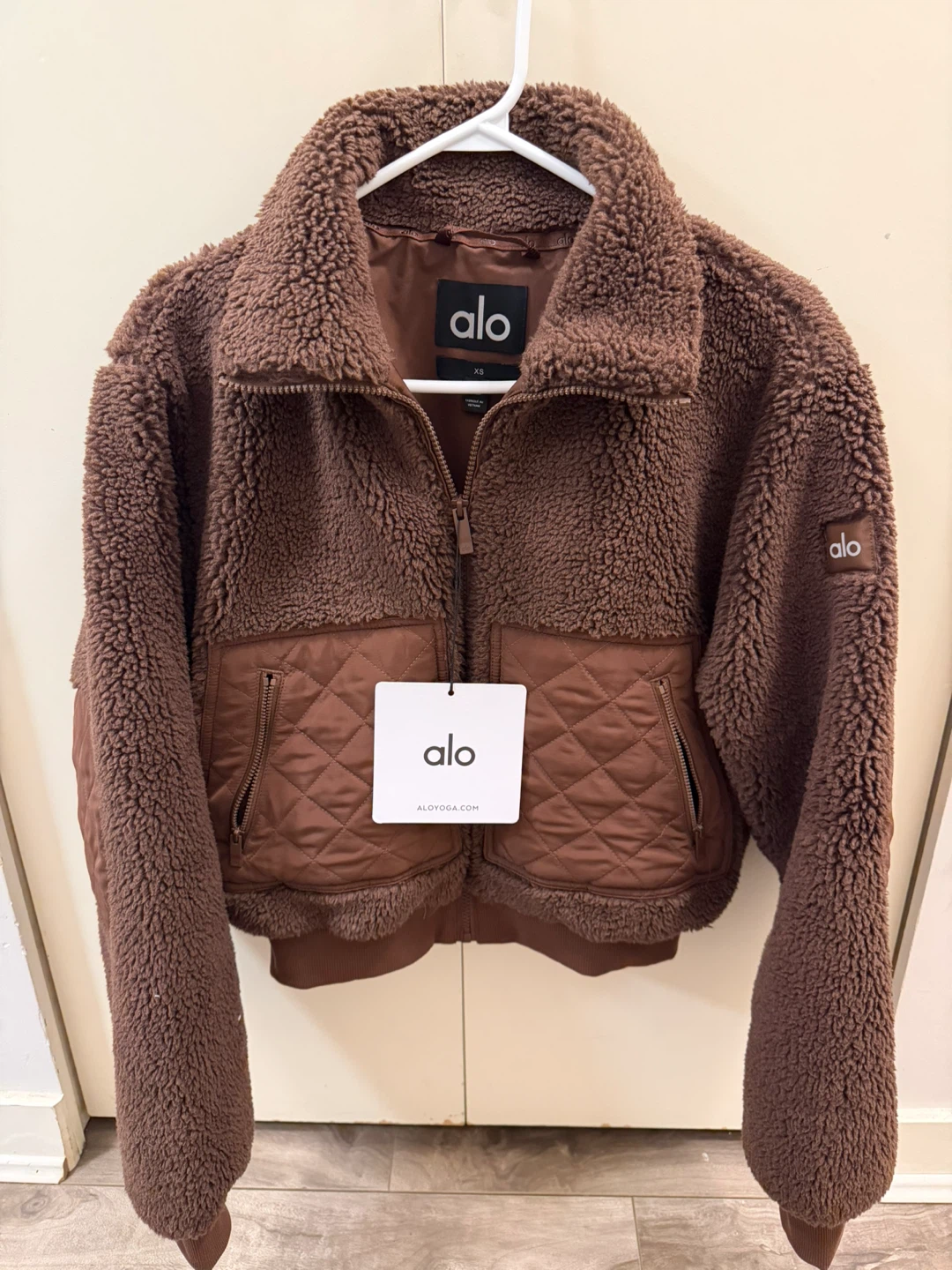 ALO Sherpa Edge Bomber Jacket Brownstone - Size XS
