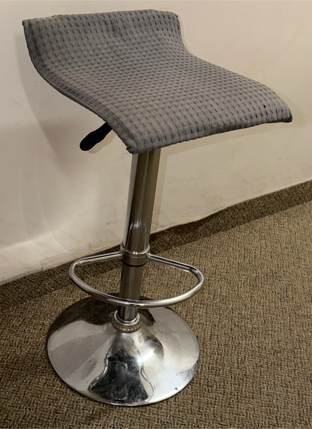 Grey Adjustable Bar Stools - photo 3