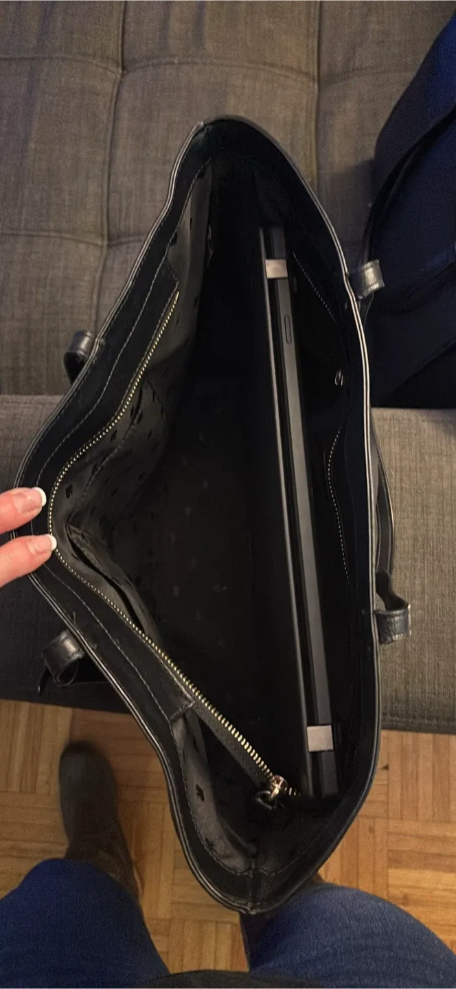 Kate Spade Black Tote Bag image indicator(4)