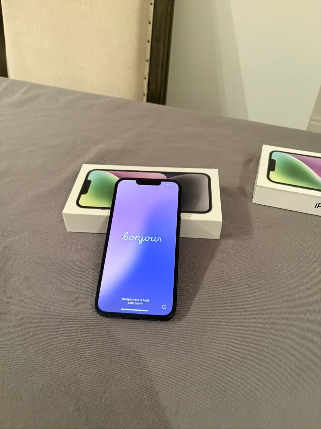 iPhone 14 2 available image indicator(2)