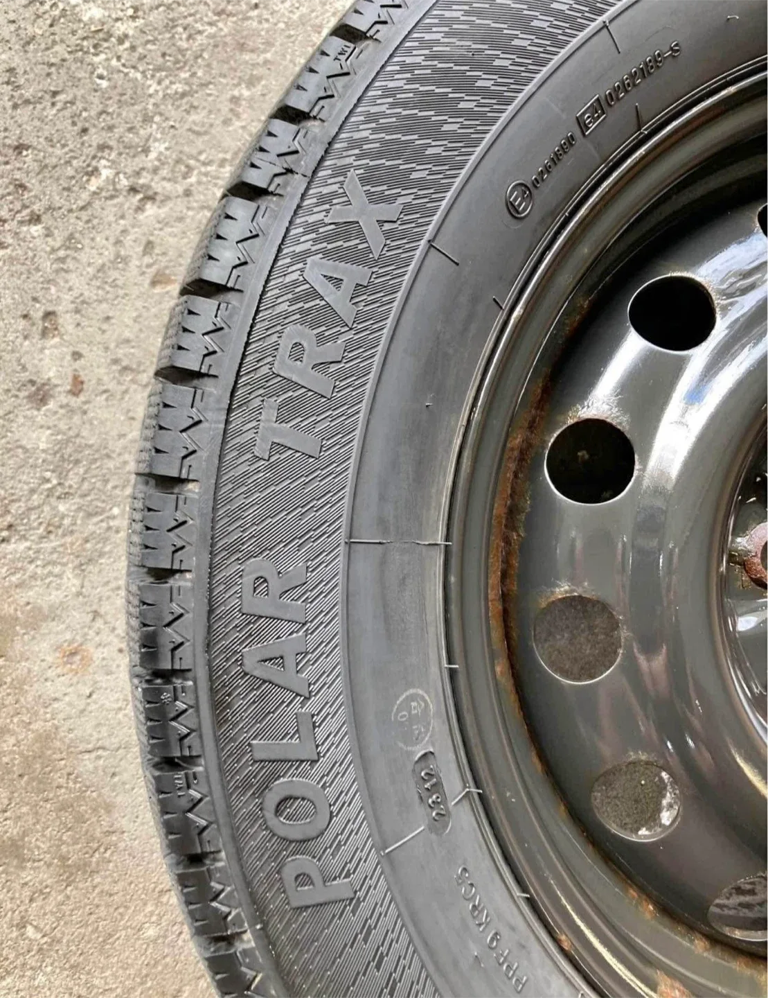 Ironman Polar Trax 225/60R16 Winter Tires image indicator(3)