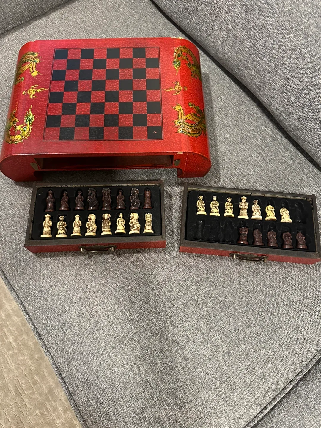 Vintage Red Wooden Chessboard Decor image indicator(5)