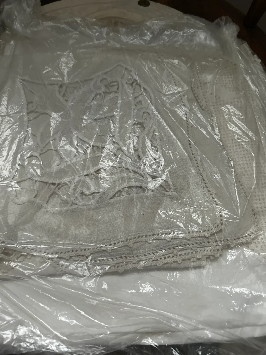 Lace Tablecloth - Elegant Design