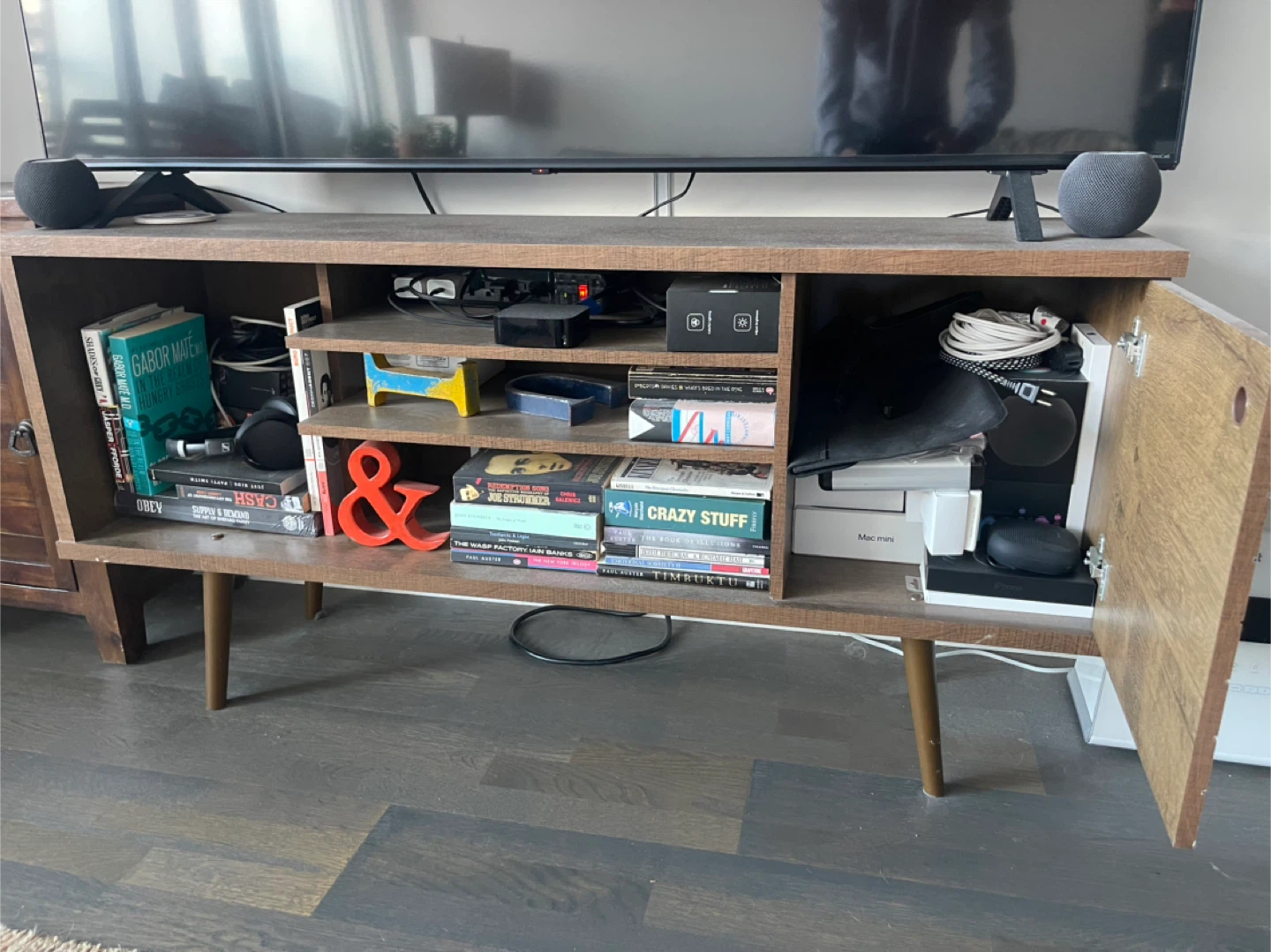 Mid-Century Modern Media Console – Walnut Finish. - photo 4