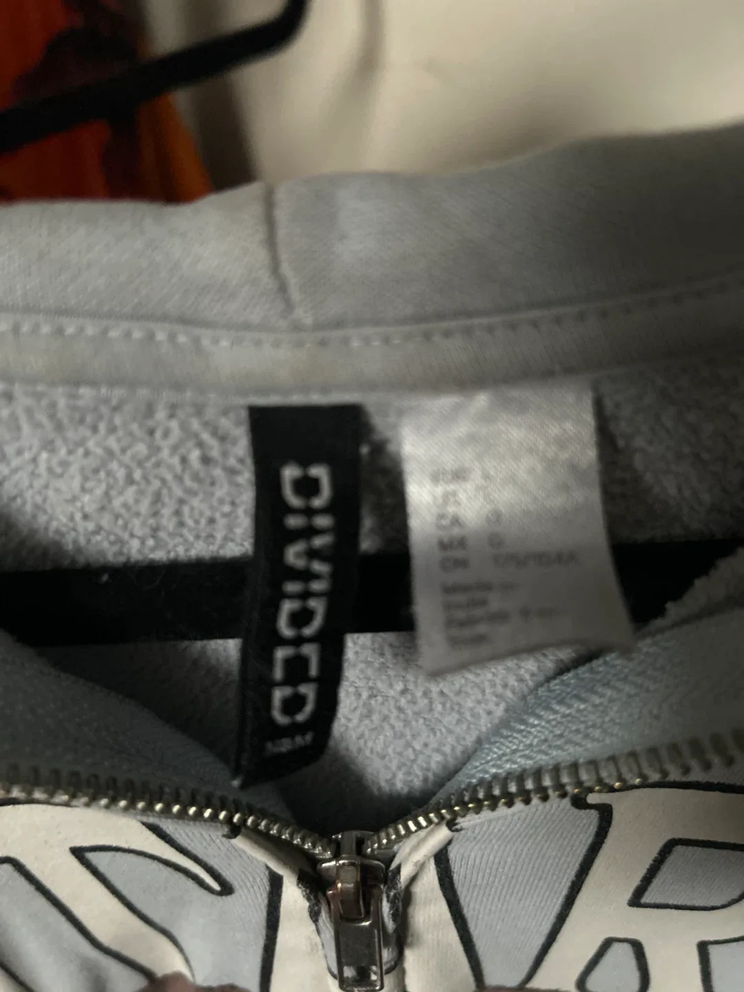 Divided Grey Ontario Bear Zip-Up Hoodie - Size M image indicator(3)