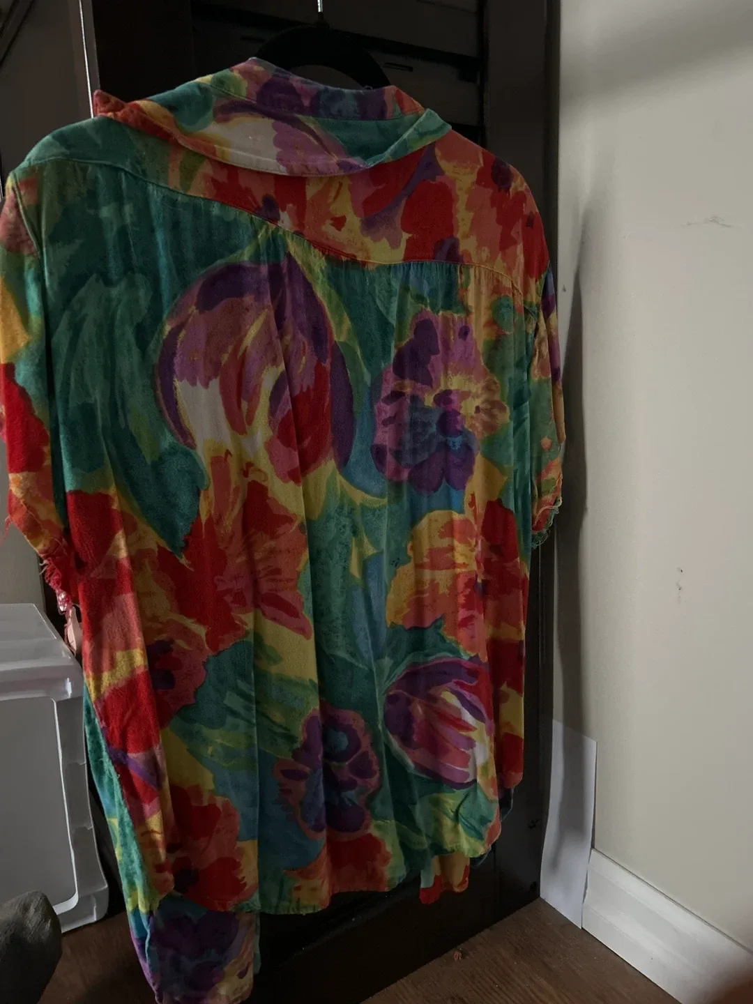 Sassuds Floral Button-Up Shirt