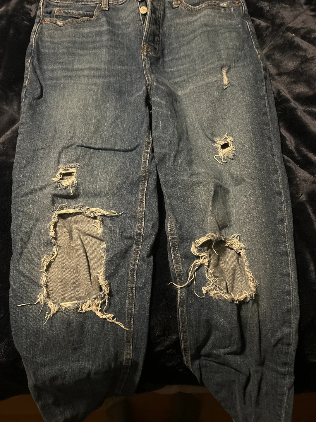 Old Navy Ripped Jeans - Size 10