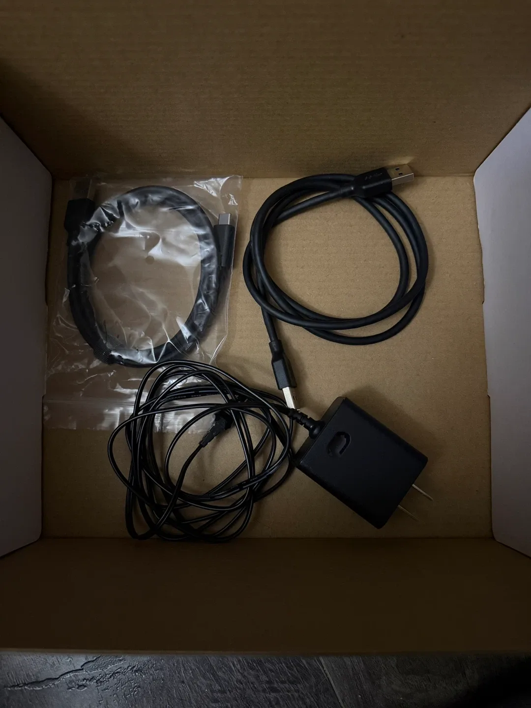 Yealink WH66 Dual Teams DECT Wireless Headset image indicator(4)